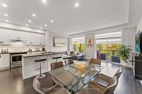 Photo 15 at 50 Duncombe Lane, South Richvale, Richmond Hill