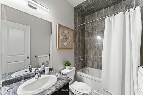 Photo 37 at 50 Duncombe Lane, South Richvale, Richmond Hill Photo 37 at 50 Duncombe Lane, South Richvale, Richmond Hill