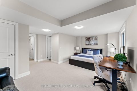 Photo 40 at 50 Duncombe Lane, South Richvale, Richmond Hill