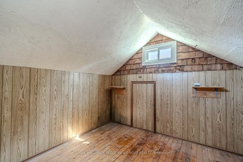 Photo 11 at 44 Adelaide Street, Allandale, Barrie