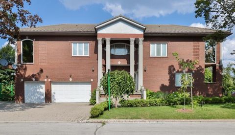 Photo 1 at 116 Goulding Avenue, Newtonbrook West, Toronto