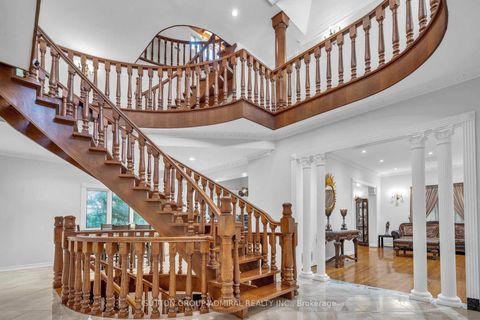 Photo 5 at 116 Goulding Avenue, Newtonbrook West, Toronto