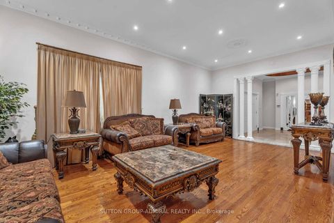 Photo 12 at 116 Goulding Avenue, Newtonbrook West, Toronto