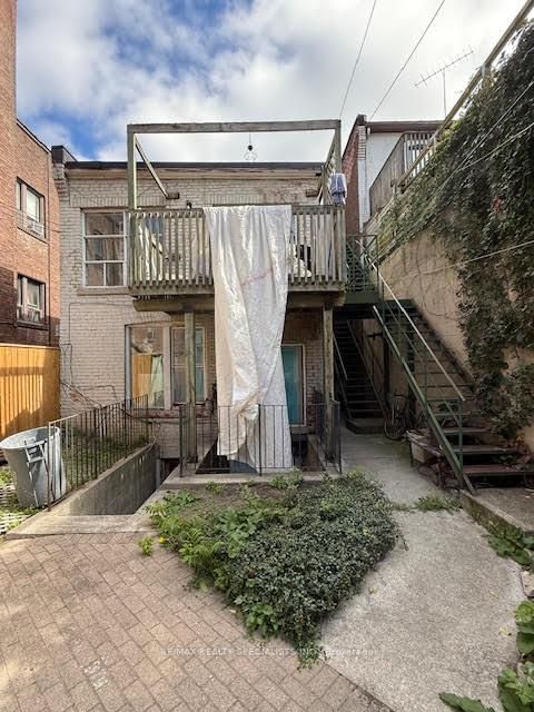 Photo 5 at 1052 Bathurst Street, Annex, Toronto