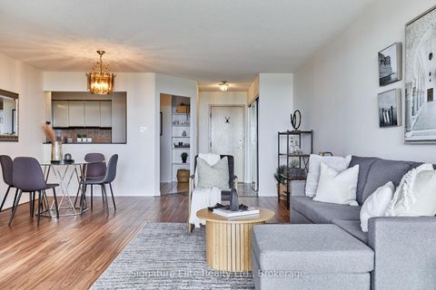 Photo 10 at 621 - 10 Guildwood Parkway, Guildwood, Toronto