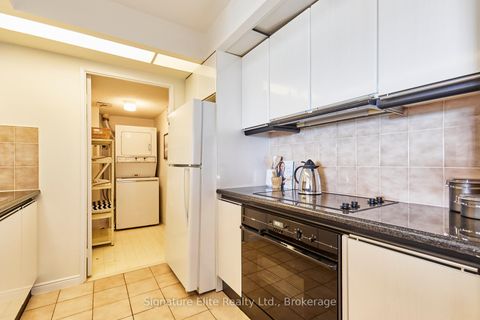 Photo 15 at 621 - 10 Guildwood Parkway, Guildwood, Toronto