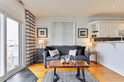Photo 9 at 14 - 7 Brimley Road S, Cliffcrest, Toronto