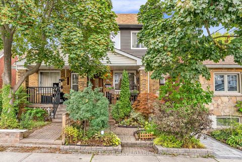 Photo 26 at 184 Swanwick Avenue, Danforth, Toronto