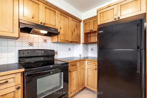 Photo 6 at 32 Janice Drive, Sunnidale, Barrie
