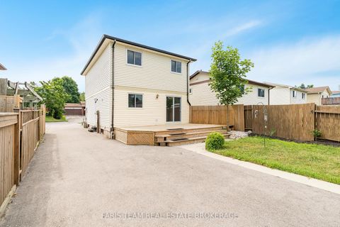 Photo 41 at 32 Janice Drive, Sunnidale, Barrie