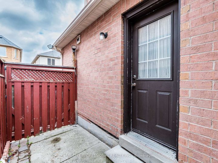 Photo 27 at 26 Tangleridge Boulevard, Wellington, Brampton