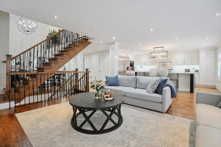 Photo 7 at 2298 Belyea Street, BR Bronte, Oakville