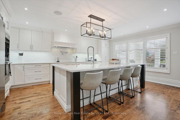 Photo 8 at 2298 Belyea Street, BR Bronte, Oakville