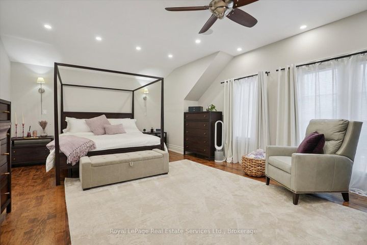 Photo 14 at 2298 Belyea Street, BR Bronte, Oakville