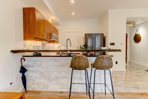 Photo 5 at 333 - 500 Richmond Street W, Waterfront Communities C1, Toronto