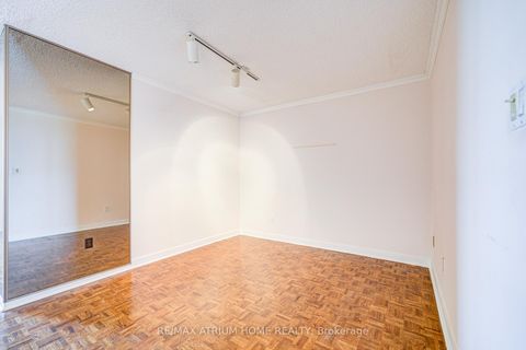 Photo 10 at 701 - 3131 Bridletowne Circle, L'Amoreaux, Toronto