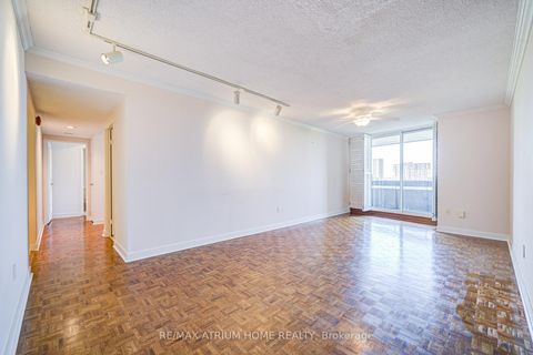 Photo 14 at 701 - 3131 Bridletowne Circle, L'Amoreaux, Toronto