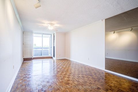 Photo 15 at 701 - 3131 Bridletowne Circle, L'Amoreaux, Toronto