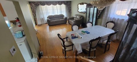 Photo 2 at 235 Danzig Street N, West Hill, Toronto