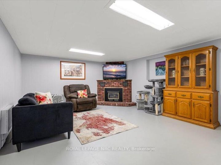Photo 15 at 39 Meadowlark Street, Bruleville, Hamilton