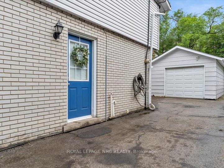 Photo 18 at 39 Meadowlark Street, Bruleville, Hamilton
