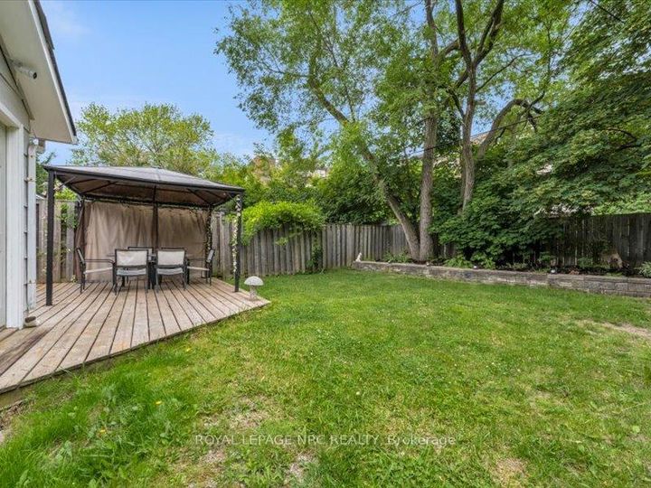 Photo 20 at 39 Meadowlark Street, Bruleville, Hamilton