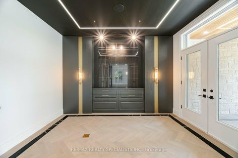 Photo 13 at 2014 Lakeshore Road W, BR Bronte, Oakville