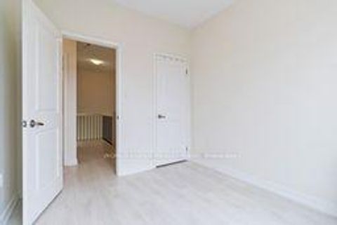 Photo 23 at 3192 Mintwood Circle, GO Glenorchy, Oakville