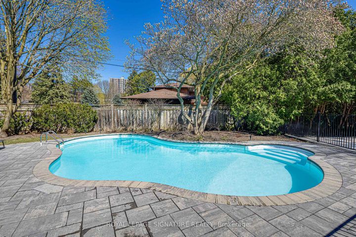 Photo 43 at 2 Parmbelle Crescent, Donalda, Toronto