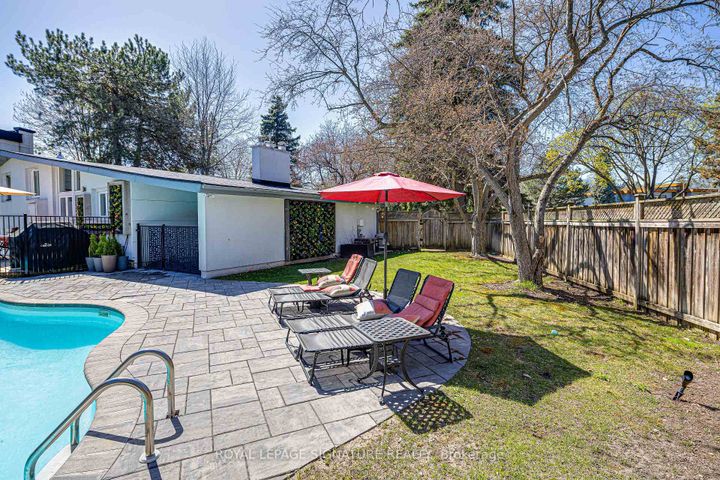 Photo 45 at 2 Parmbelle Crescent, Donalda, Toronto