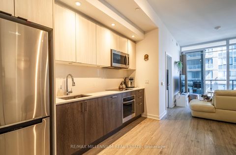 Photo 1 at 3205 - 1928 Lakeshore Boulevard W, South Parkdale, Toronto