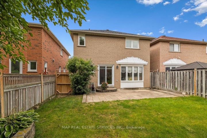 Photo 34 at 5342 Landsborough Avenue, Hurontario, Mississauga