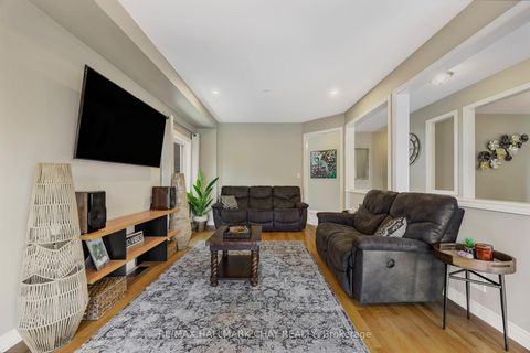 Photo 6 at 12 Prince Of Wales Drive, Shore, Barrie