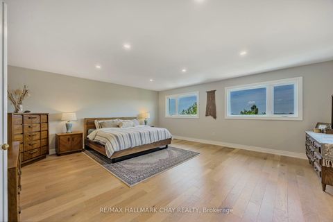 Photo 15 at 12 Prince Of Wales Drive, Shore, Barrie