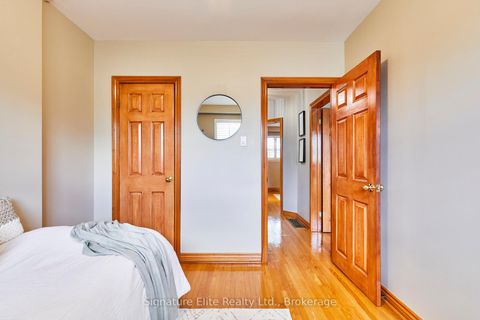 Photo 24 at 4 Cora Crescent, Bendale, Toronto