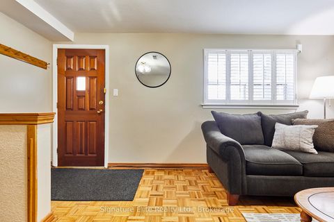 Photo 30 at 4 Cora Crescent, Bendale, Toronto