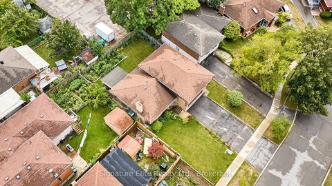 Photo 36 at 4 Cora Crescent, Bendale, Toronto