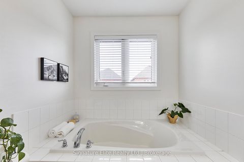 Photo 28 at 23 Betony Drive, Oak Ridges, Richmond Hill