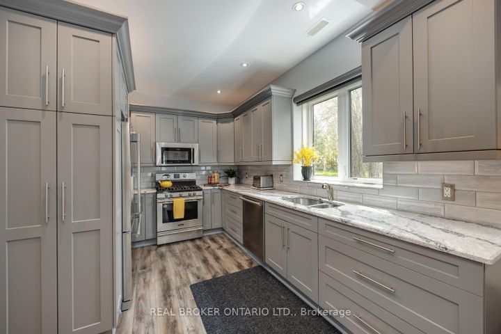 Photo 10 at 526 View Lake Road, Rural Scugog, Scugog