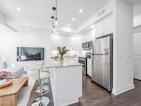 Photo 9 at D1203 - 5289 Highway 7, Vaughan Grove, Vaughan