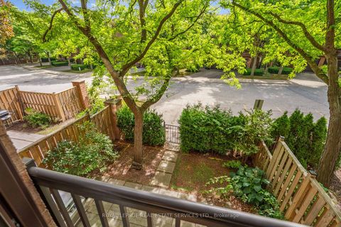 Photo 8 at 5 - 1100 Queens Avenue, CP College Park, Oakville