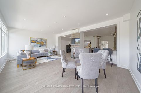 Photo 10 at 26 Windmill Court, Jefferson, Richmond Hill Photo 10 at 26 Windmill Court, Jefferson, Richmond Hill