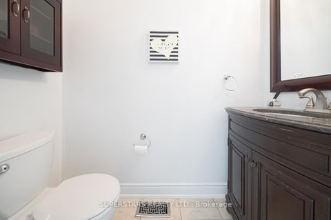 Photo 18 at 26 Windmill Court, Jefferson, Richmond Hill Photo 18 at 26 Windmill Court, Jefferson, Richmond Hill