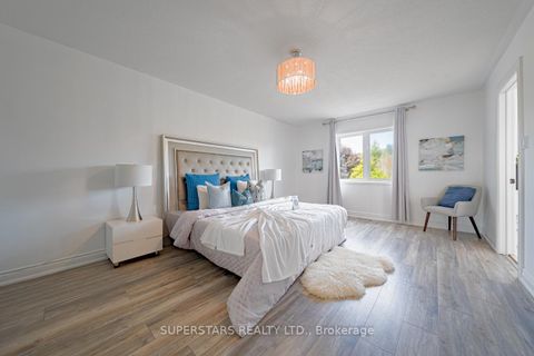 Photo 21 at 26 Windmill Court, Jefferson, Richmond Hill Photo 21 at 26 Windmill Court, Jefferson, Richmond Hill