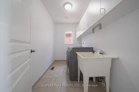 Photo 28 at 26 Windmill Court, Jefferson, Richmond Hill Photo 28 at 26 Windmill Court, Jefferson, Richmond Hill