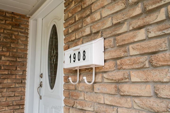 Photo 1 at 1908 Bonnymede Drive, Clarkson, Mississauga