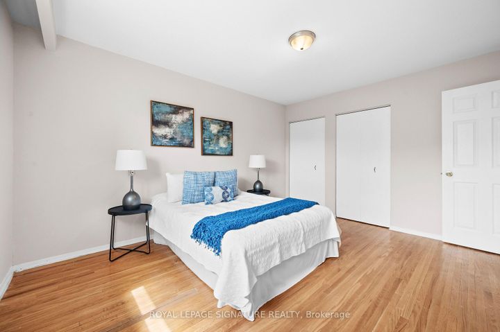 Photo 13 at 1908 Bonnymede Drive, Clarkson, Mississauga