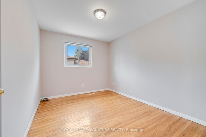 Photo 15 at 1908 Bonnymede Drive, Clarkson, Mississauga