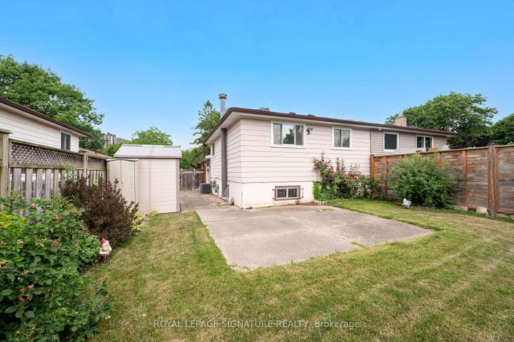 Photo 19 at 1908 Bonnymede Drive, Clarkson, Mississauga