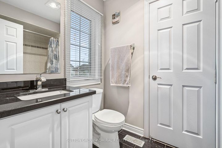 Photo 21 at 63 Vivaldi Drive, Patterson, Vaughan